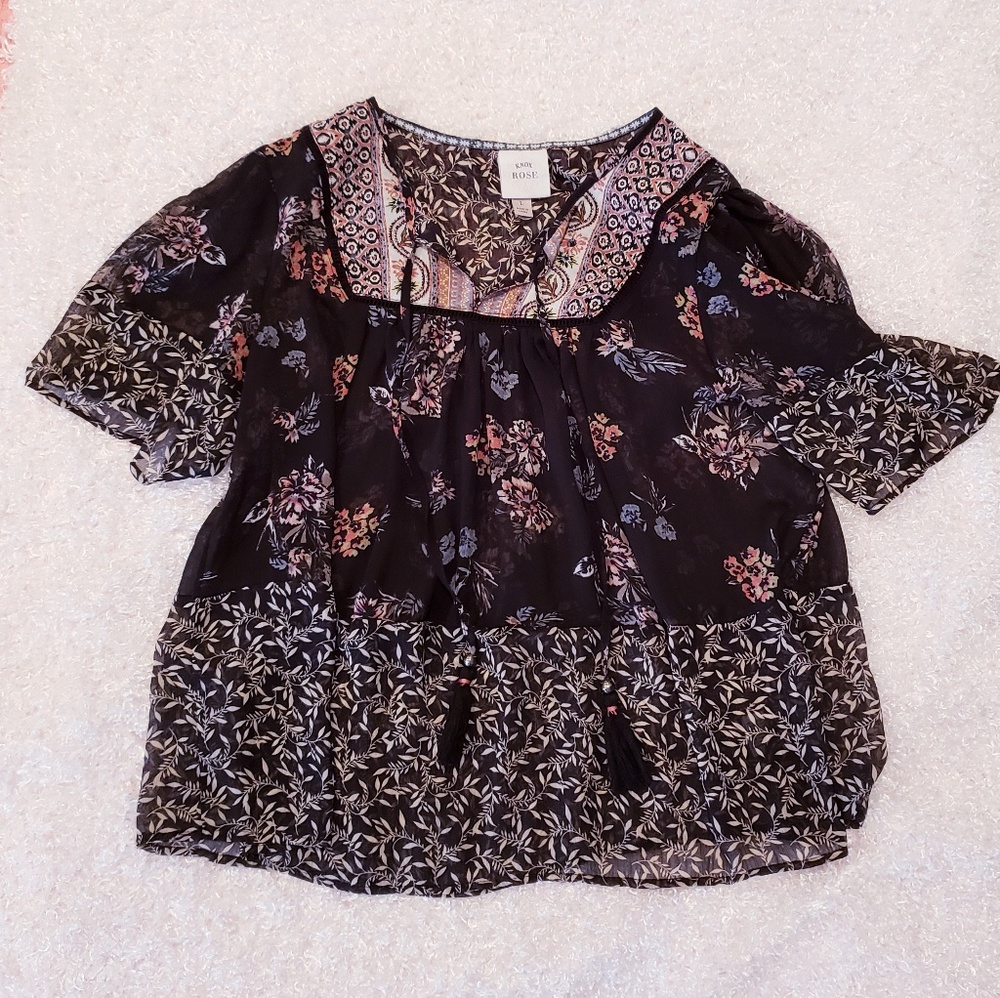 Knox Rose Floral blouse